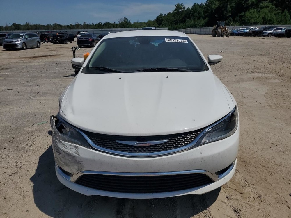 200 2016 Glove Box 4832067