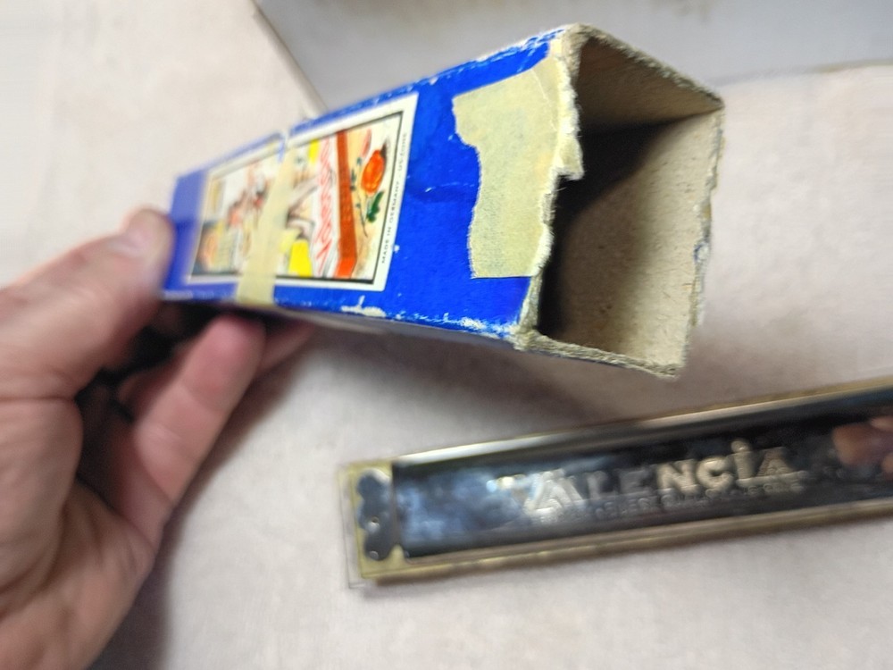 Valencia Double reed 28 / 14 in box harmonica