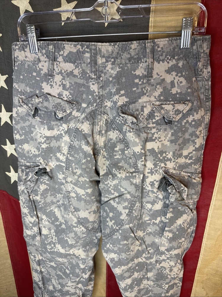 Small Regular - Army Combat Pants ACU Digital Camo USGI 5630