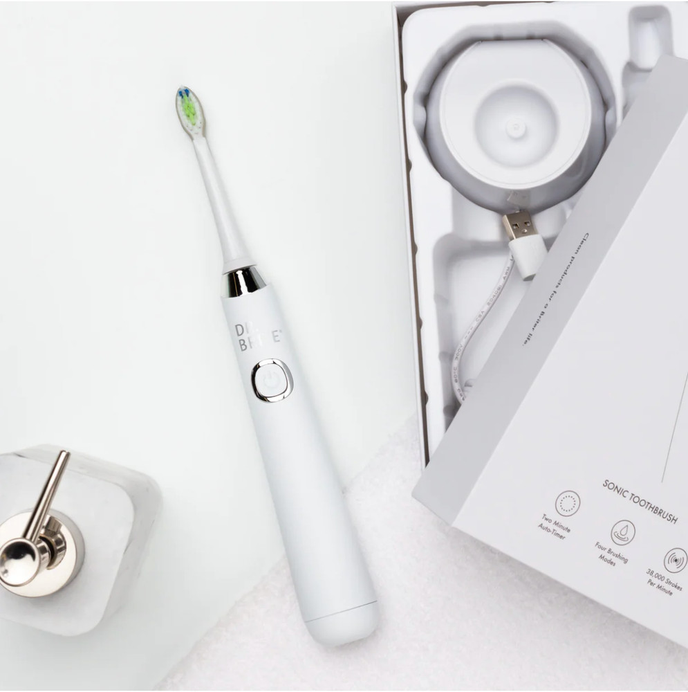 Dr Brite Sonic Electric Toothbrush 38K Strokes PerMin 4 Mode 3 Replacement Heads