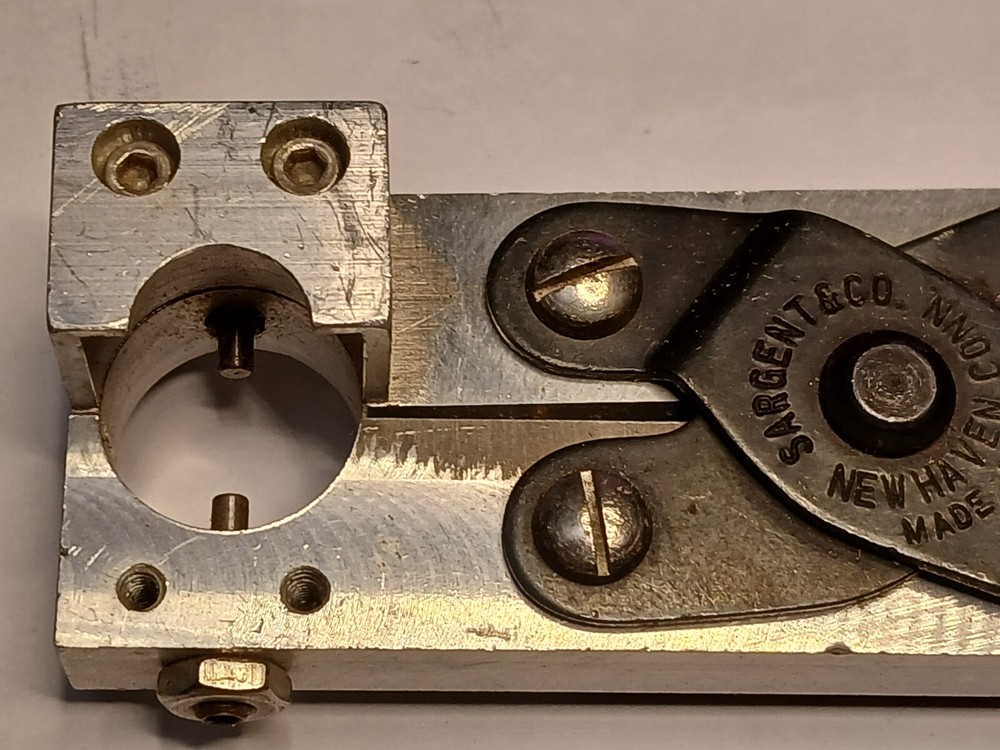 2 Sargent Custom Application Tools Hand Press/Crimp