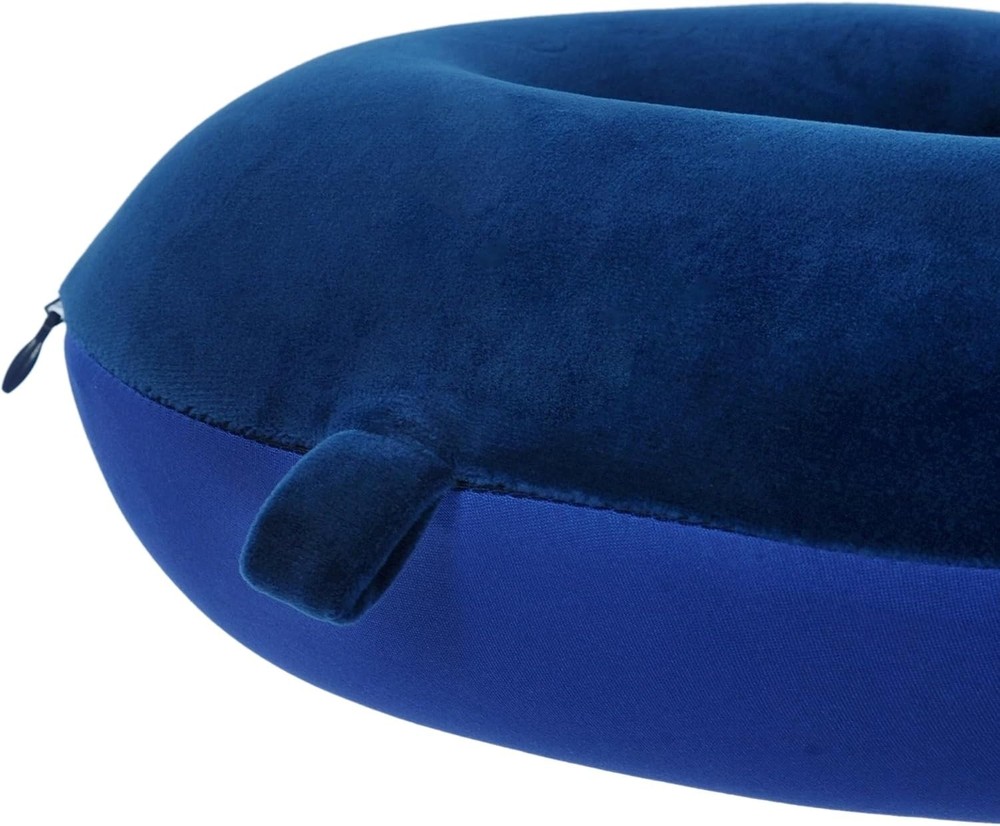 Adjustable Neck Support Pillow for Travelers: Memory Foam & Silk Design