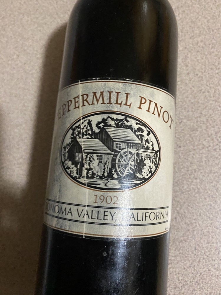 Pepper mill Pinot Wine Bottle