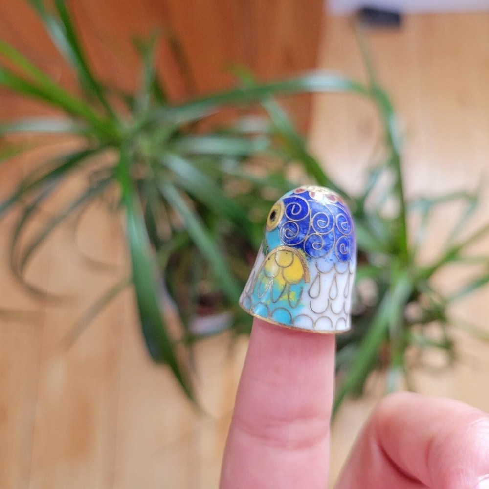 *RARE* Vintage Cloisonne Bird Owl Thimble