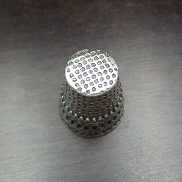 Ornate Vintage Solid Sterling Silver Thimble