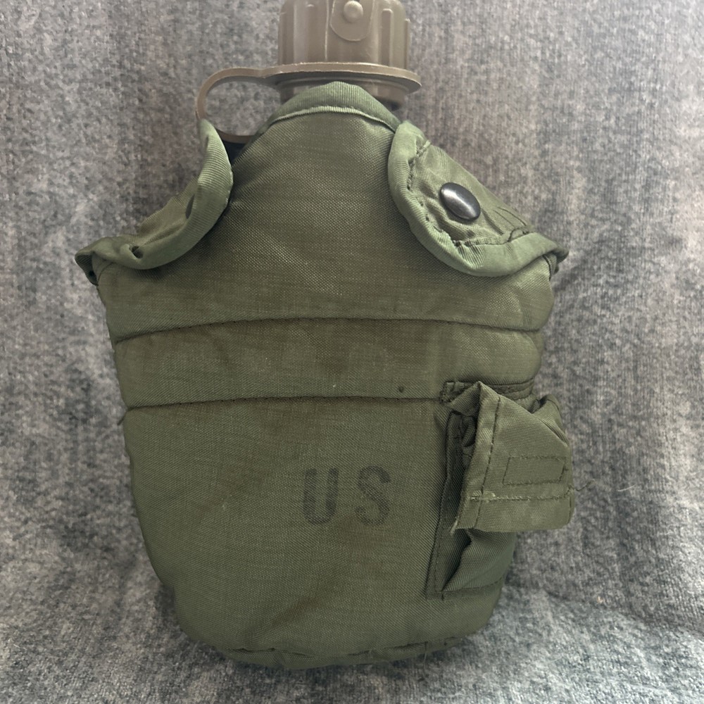 U S Army Water Canteen Thermos w Cover