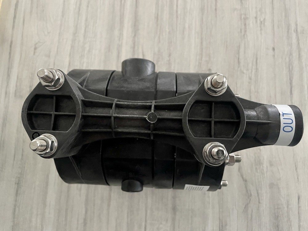 Yamada NDP-15 FVT Double Diaphragm Pump