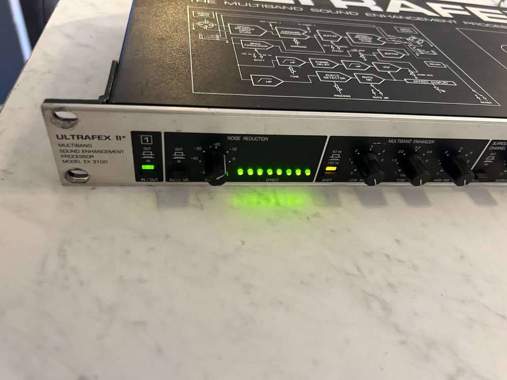 Behringer Ultrafex . READ.