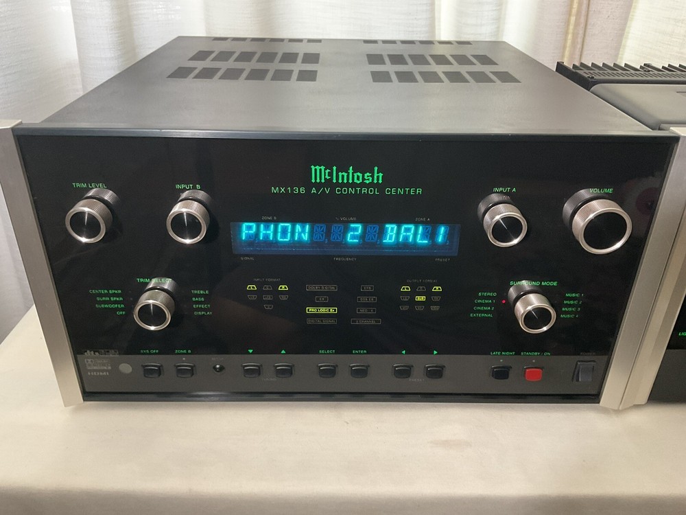 McIntosh MX 136 Processor Preamp Bundle Remote