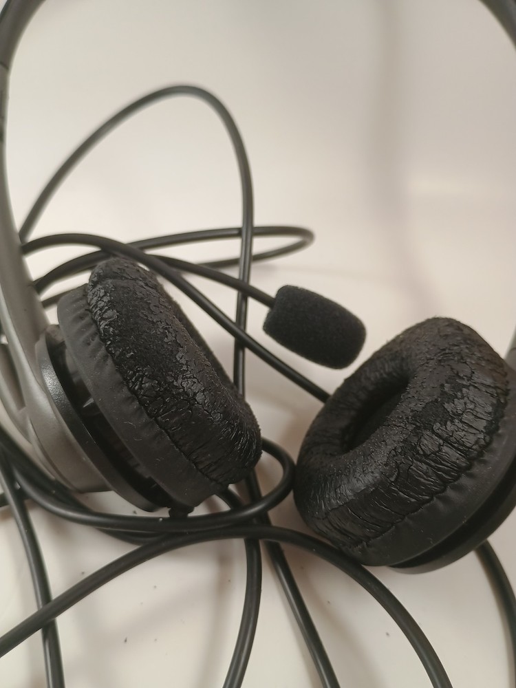 Rosetta Stone Spanish Level 1 2 &3 Version 4 CDs for PC and Mac with headset