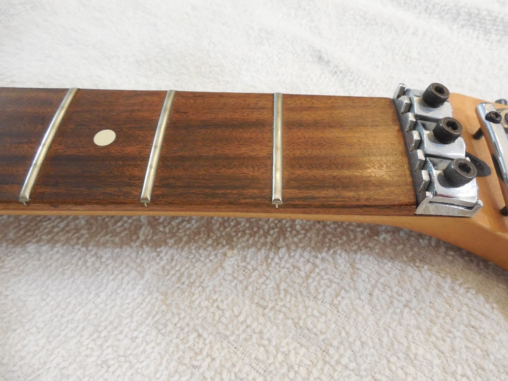 Fender Stratocaster Floyd Rose Neck. Excellent & Complete.