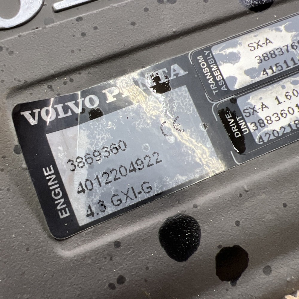 Volvo penta 4.3 GXI engine cover