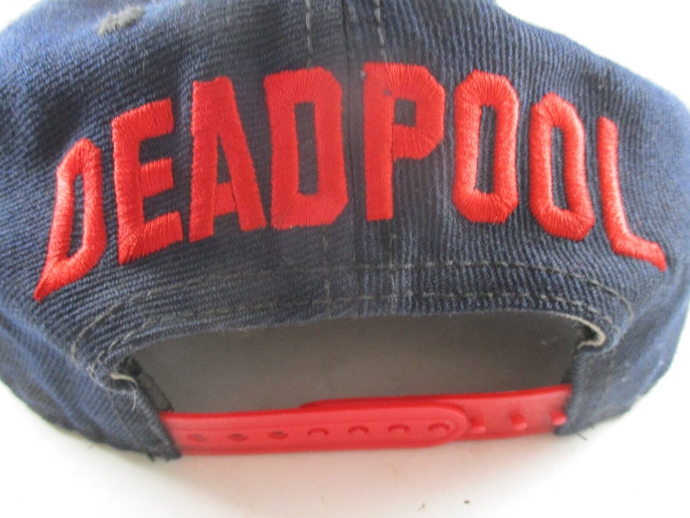 MARVEL MERC DEADPOOL RARE NAVY BLUE / RED AUTHENTIC BASEBALL CAP HAT