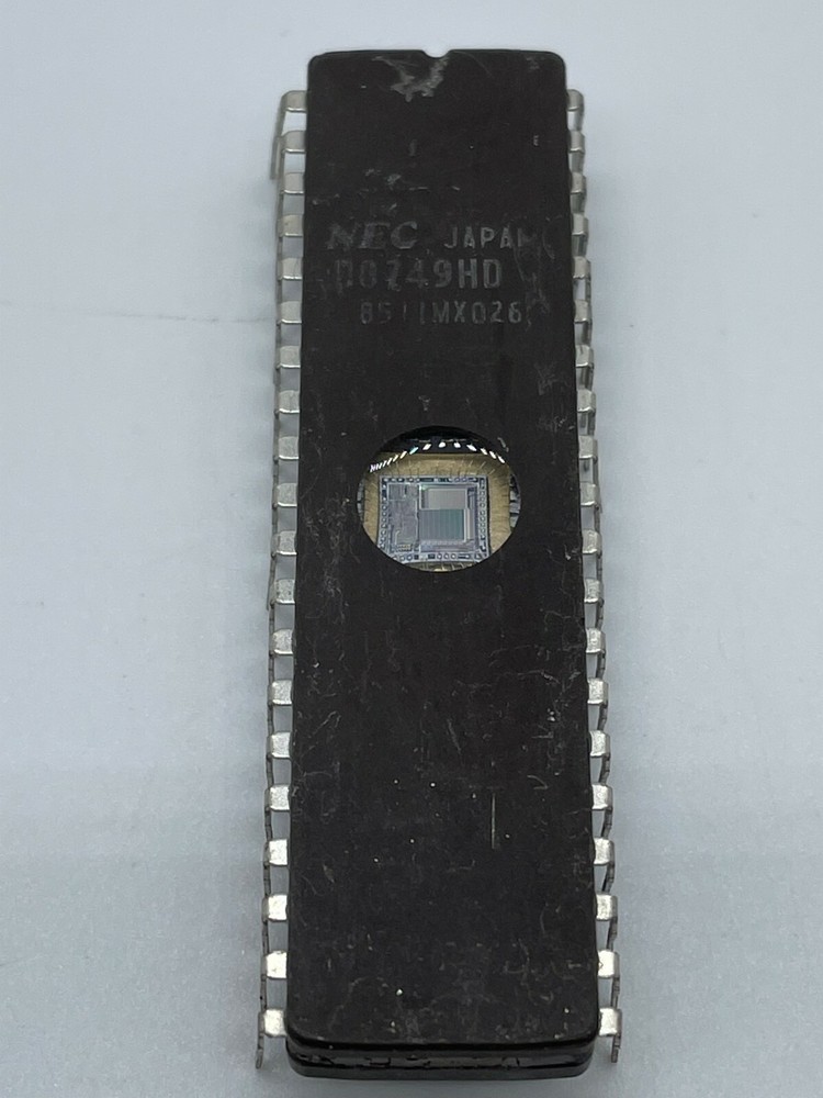 NEC D8749HD - CPU    40 pin dip US Seller