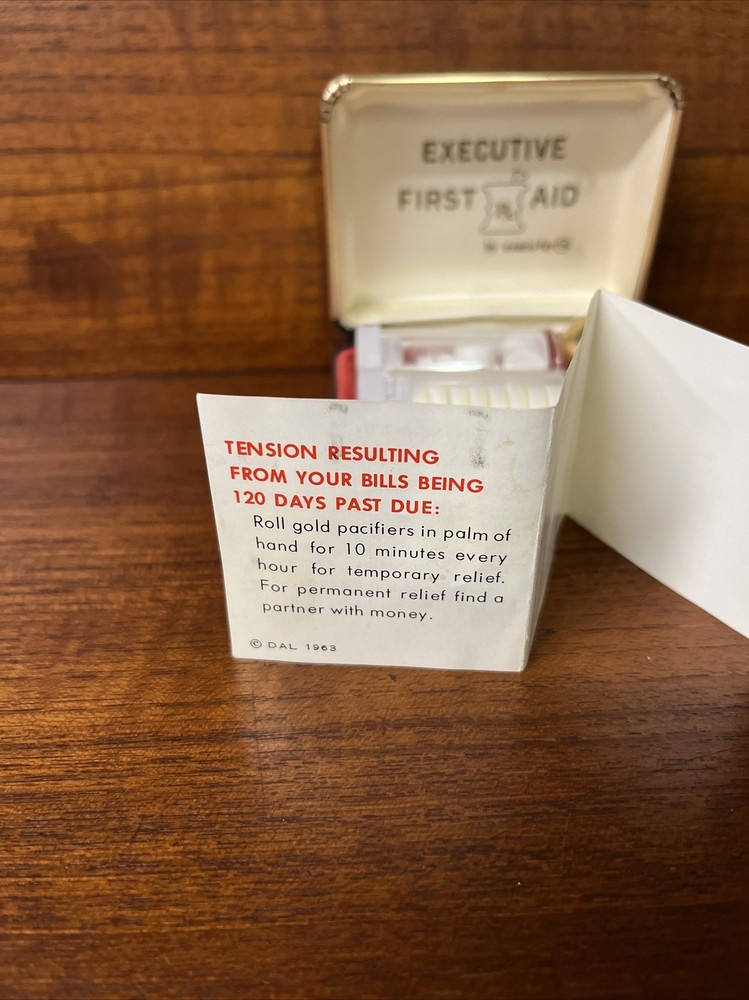 Vintage Executive First Aid Exec-U-Toy Gag Gift Complete Mint Condition
