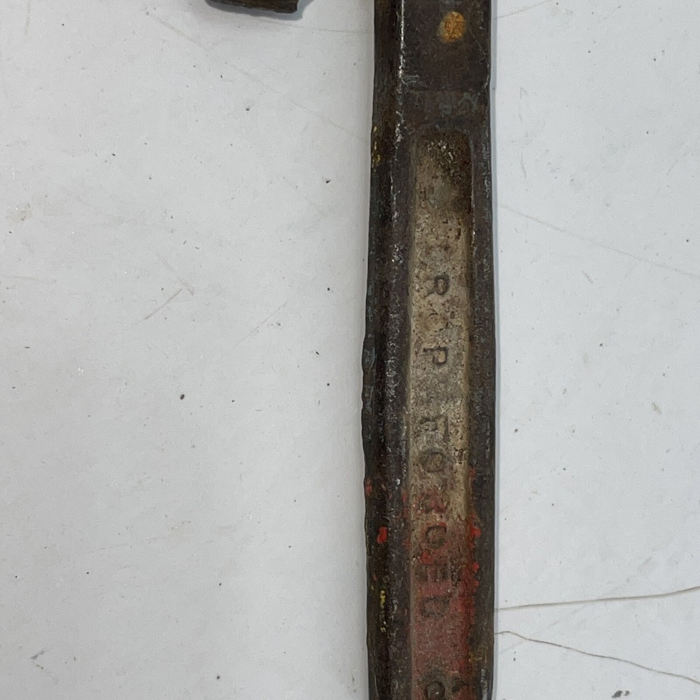 trimo And Ridgid 8in pipe wrench good condition Monkey Adjustable