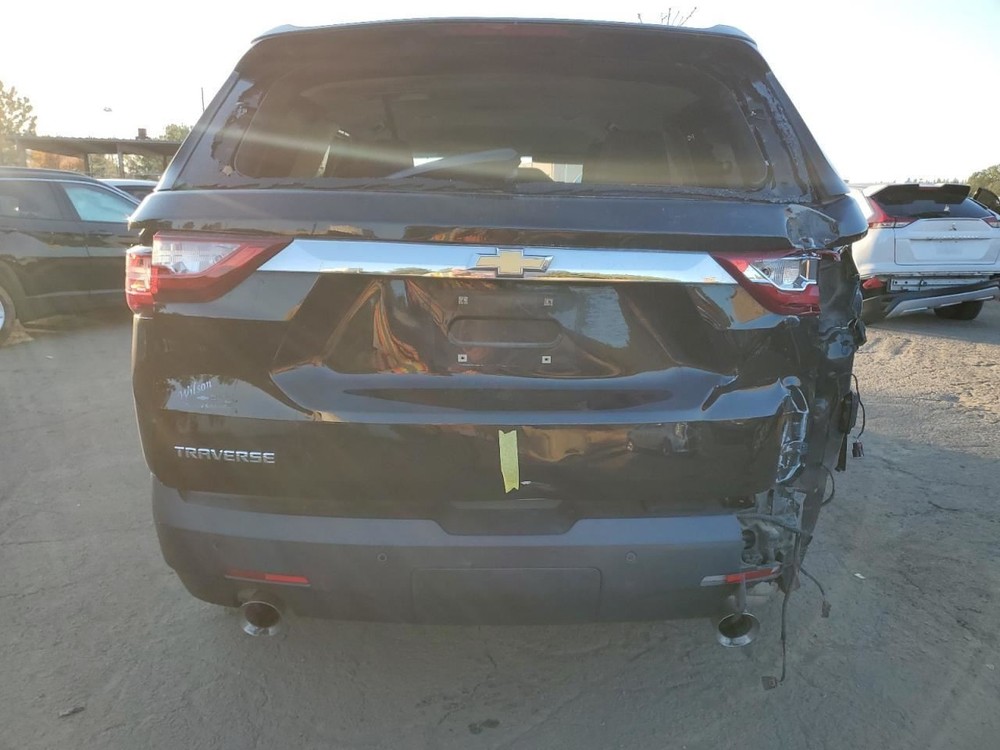 TRAVERSE 2018 Glove Box 4928972