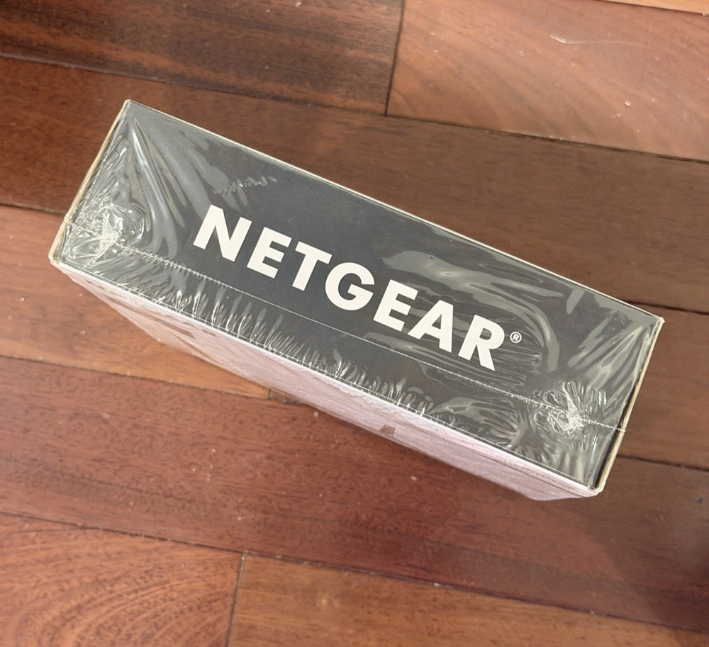 NETGEAR AC1200 (C6220) WiFi Cable Modem Router
