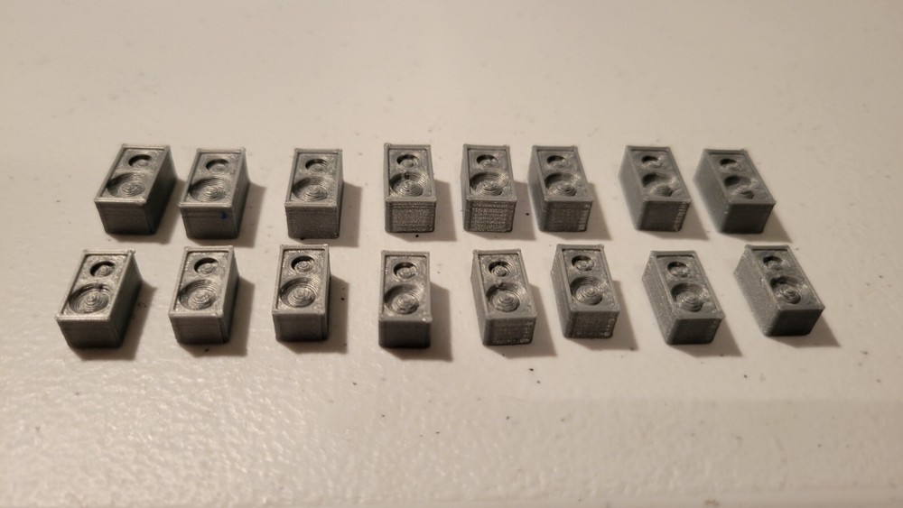 Madmax, Gaslands Speaker pack 2 sizes 16 items Silver 3d printed. 1/64 scale