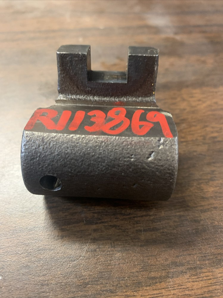 R113869 John Deere Shifter and Roll Pin