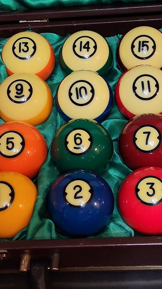Pristine! Brunswick Centennial Pool ball set + FREE LEATHER custom brief case