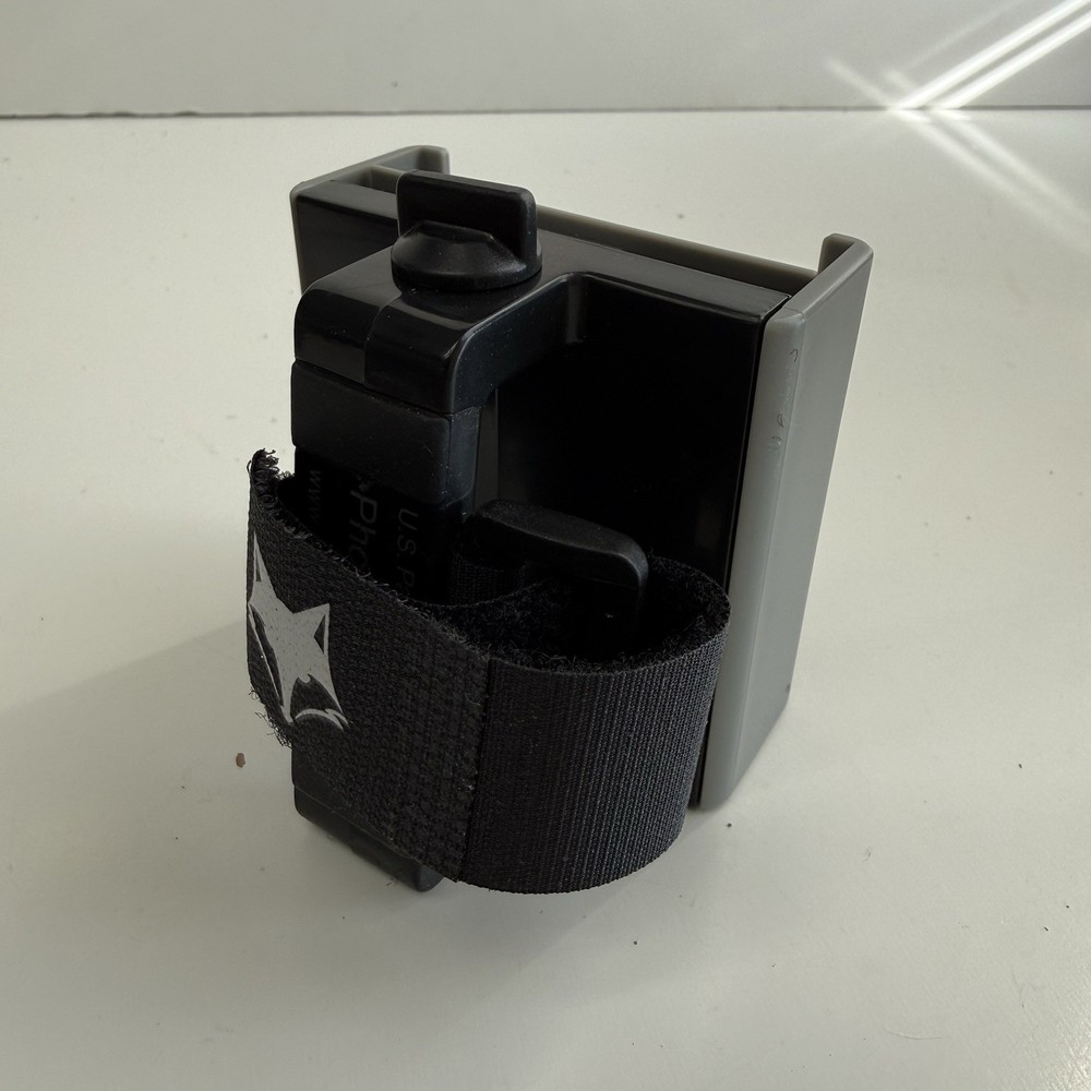 Desert Fox Phone Caddy in Gray