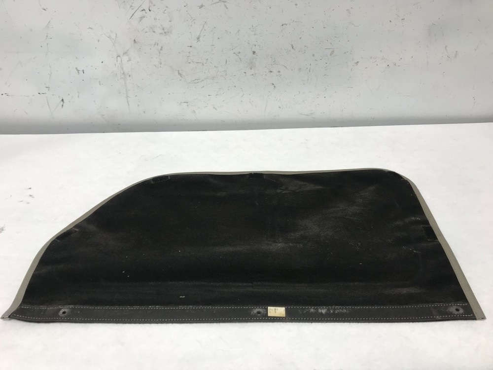 International 9900 GREY Left/Driver SLEEPER WINDOW Interior Curtain - Used