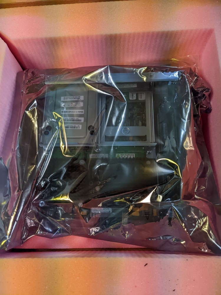 Genuine Cisco SM-SRE-700-K9 Services Ready Engine - NEW!