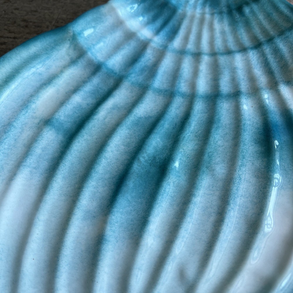 Coastal Seashell shaped Serving Platter Teal White Melamine NWT