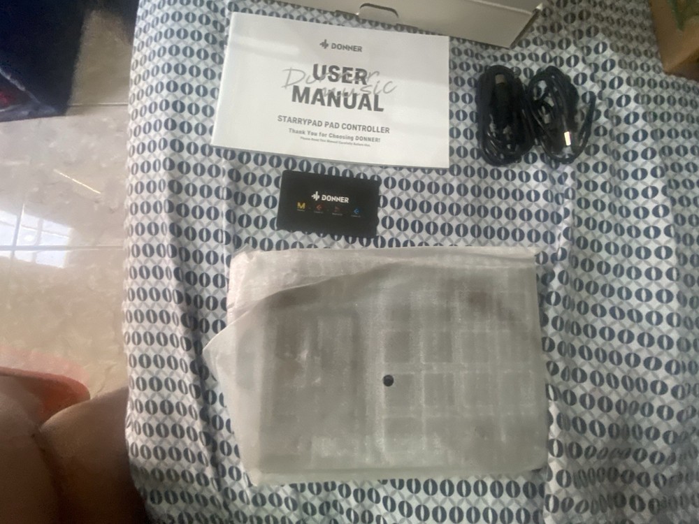 Donner STARRYPAD USB MIDI Keyboard Pad Beat Maker With Fader Knobs Drum Machine