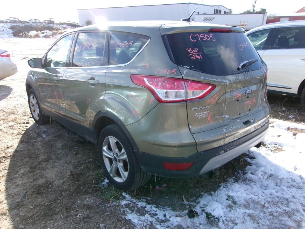Used Transfer Case Assembly fits: 2013 Ford Escape Grade B