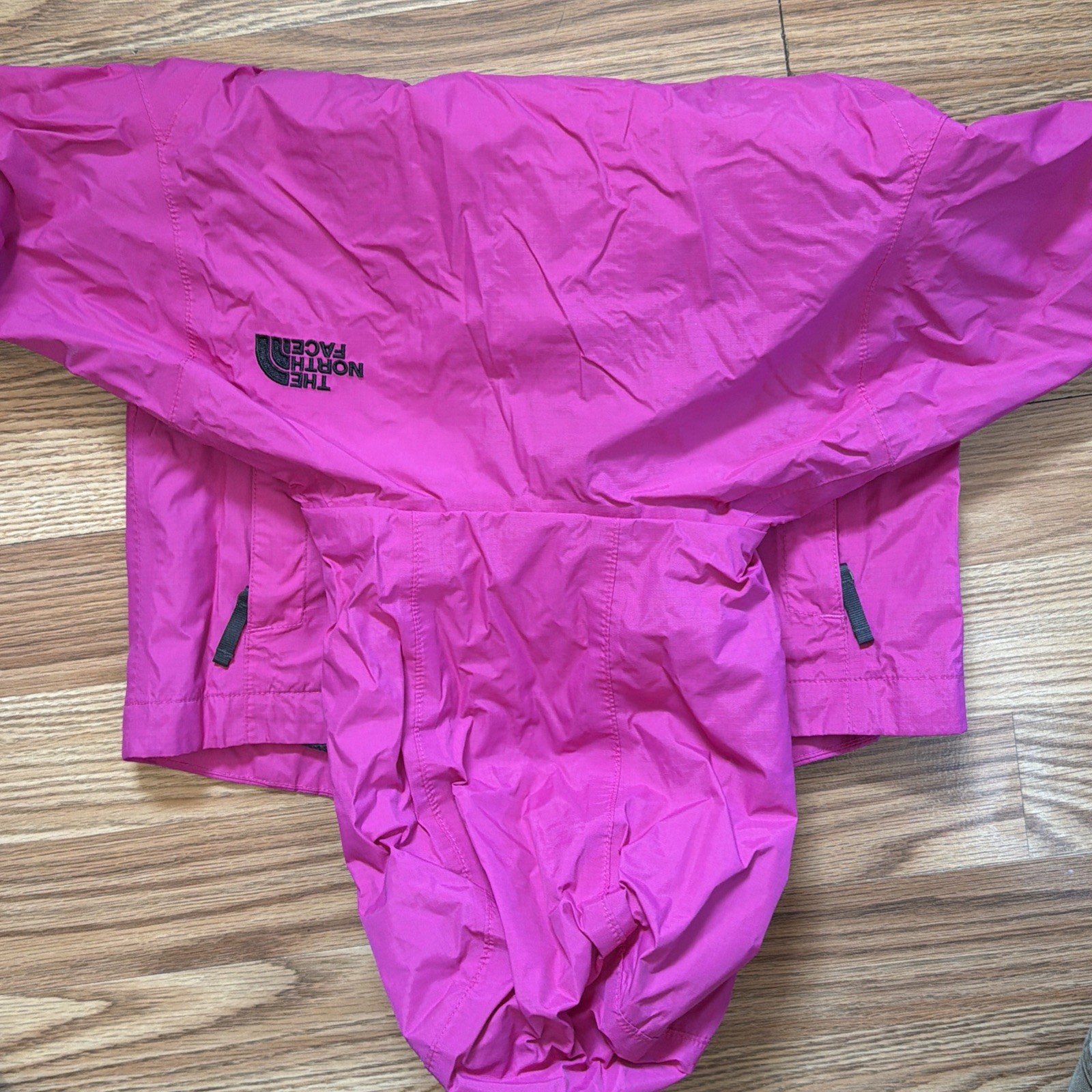 The North Face Rain Jacket Girls Small 7/8 Hyvent Pink Waterproof Hooded