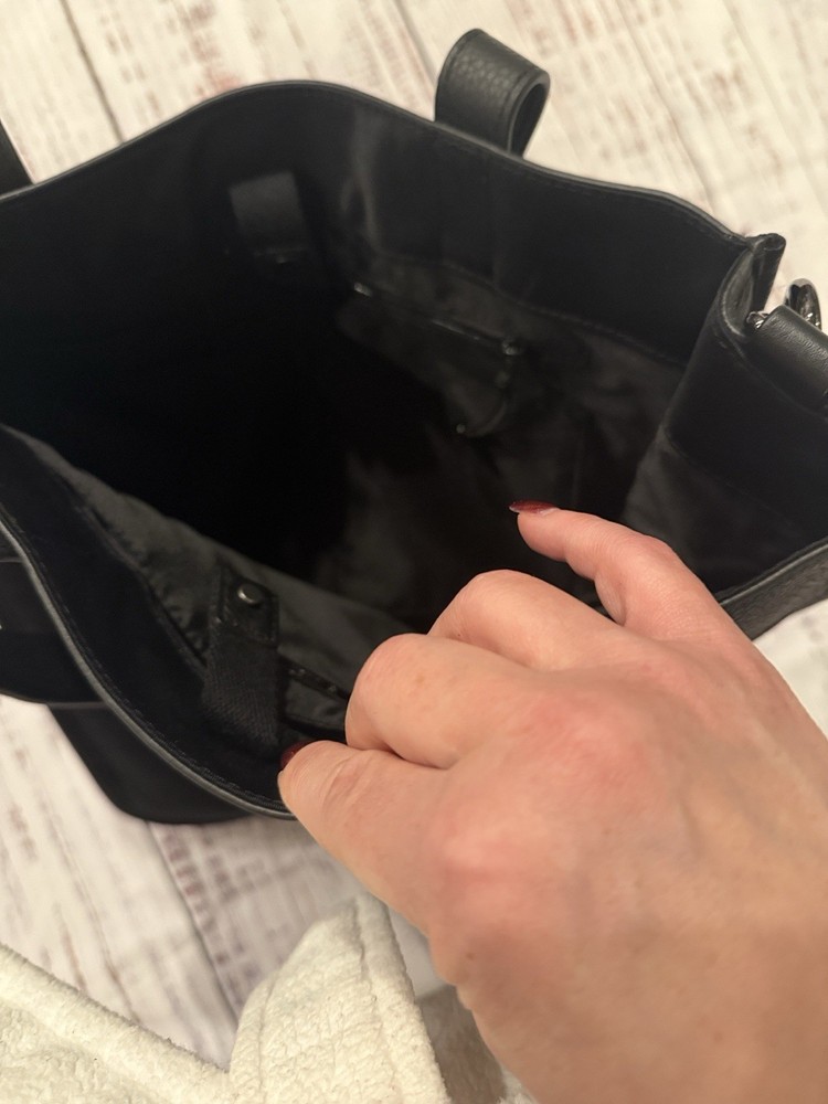 Lululemon Black Expandable Gym Bag