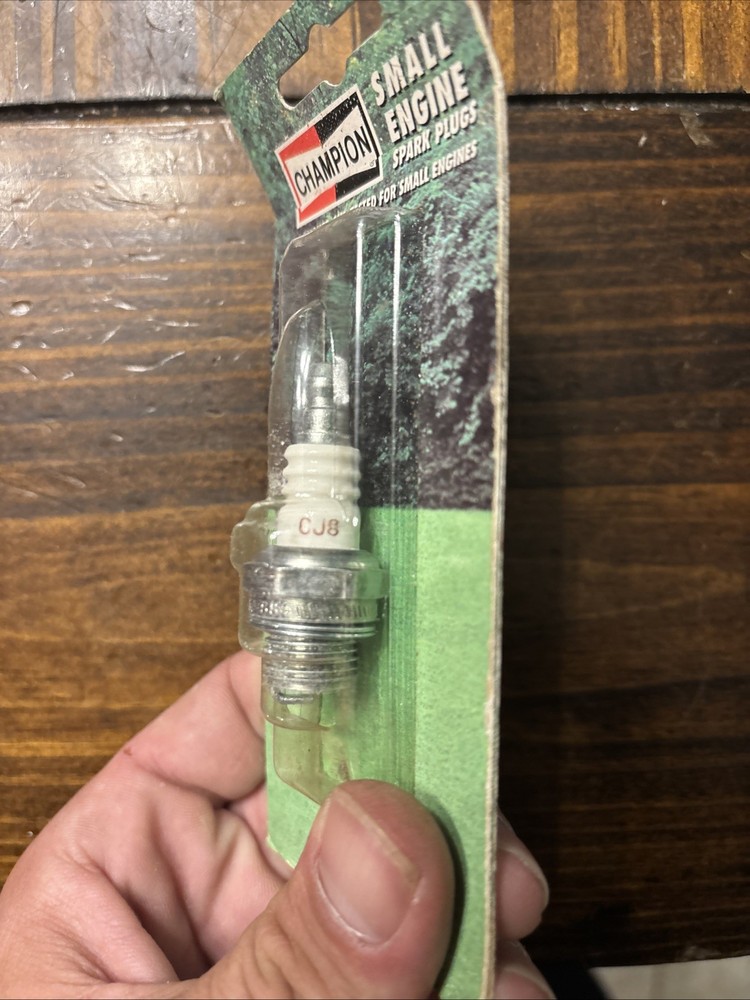 Champion CJ8 843-1 Small Engine Spark Plug