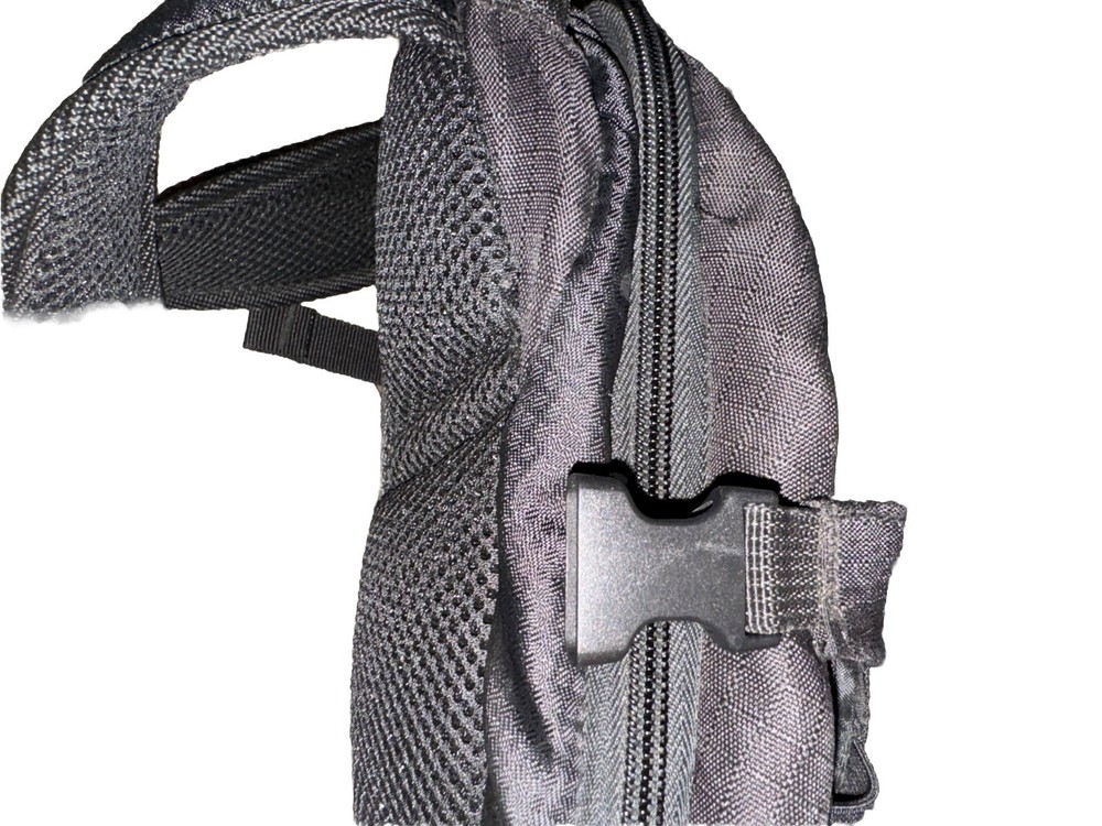 Quest Hydration 2L Daypack Backpack Hiking No Bladder Black Multiple Pockets