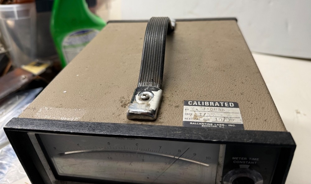 Ballantine 323 True RMS AC Voltmeter