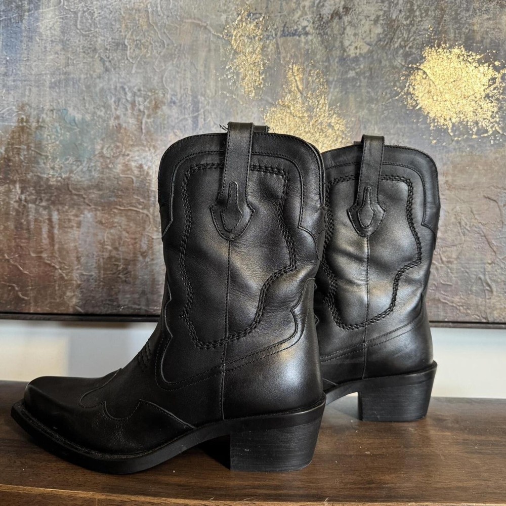 Zara Men's Black Boot