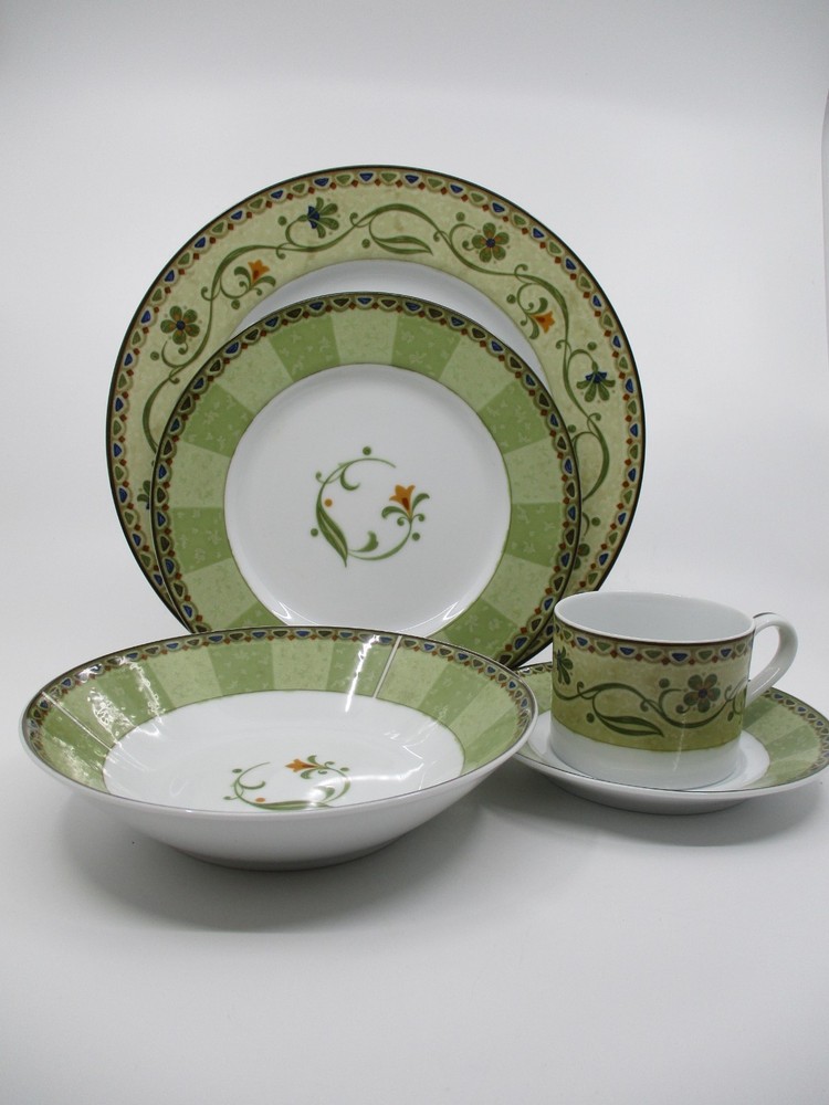 NORITAKE HONEYCONE - 1 PLACE SETTING  -  0401E