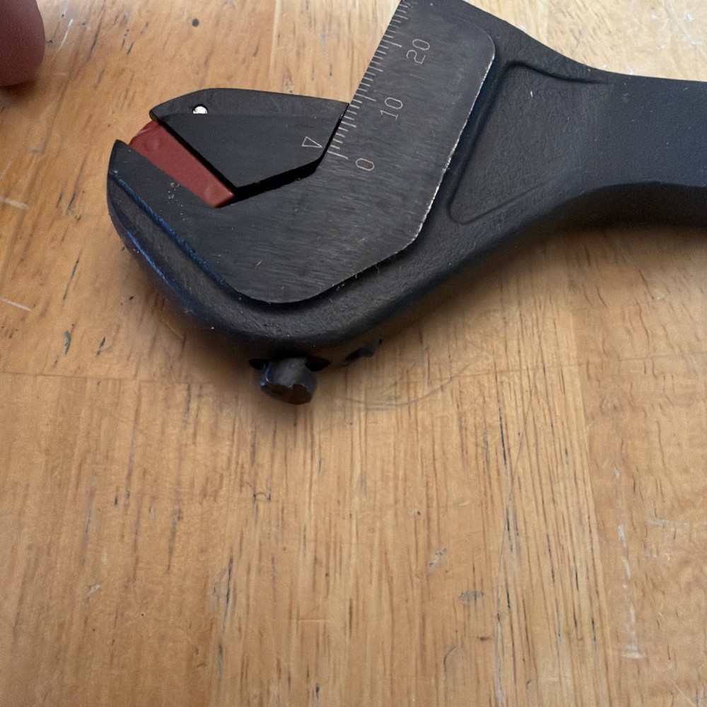 Craftsman 927319 Adjustable Wrench Works Smoothly Excellent Shape.