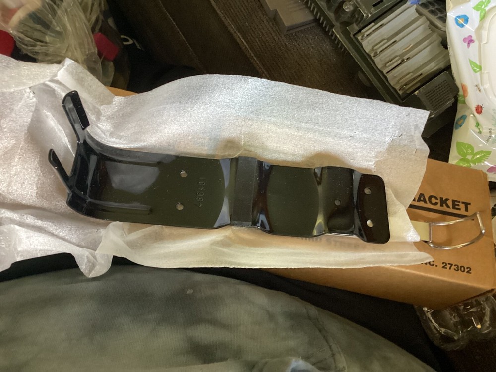 Kidde Durable Steel Fire Extinguisher Bracket 46640120