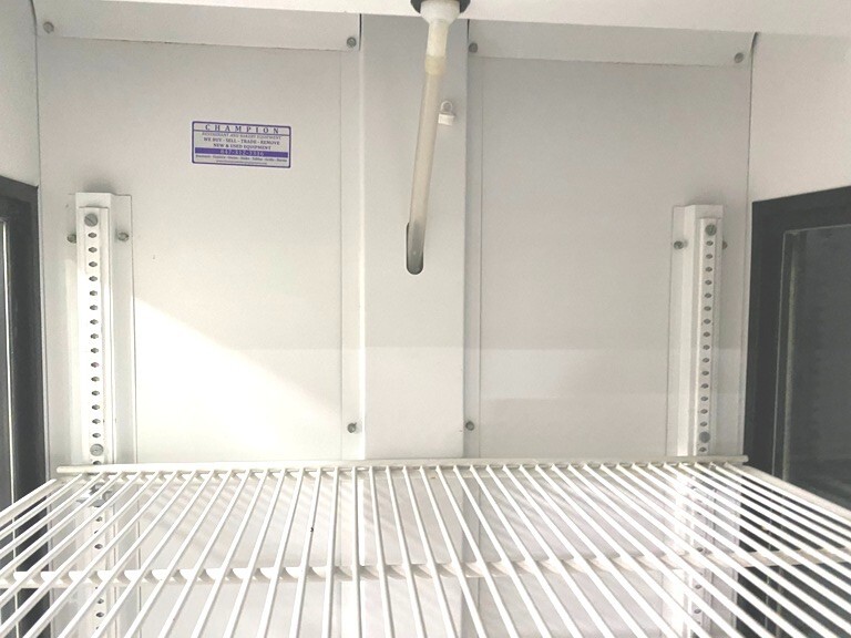 Cooler/ True GEM-26 Single Door 360 Degree Display Cooler
