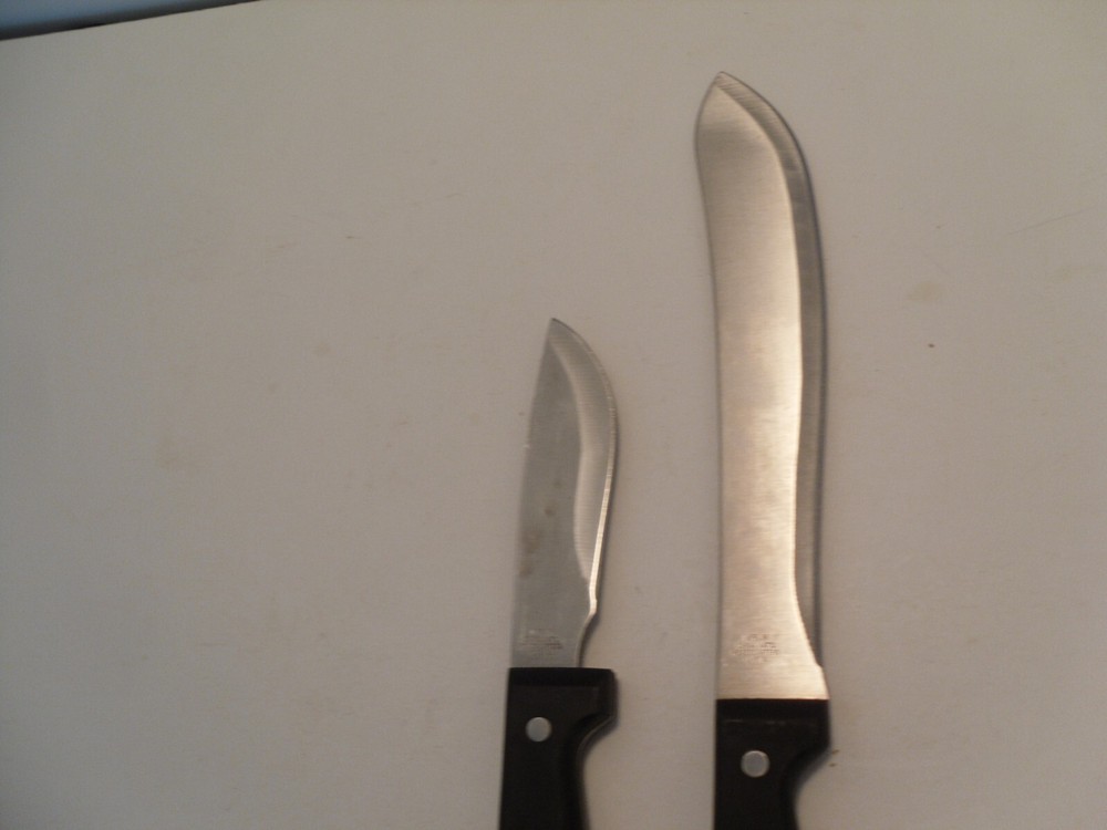 2-Camp USA Hunting Knife & Game Processing Knives for Large Game SHARP
