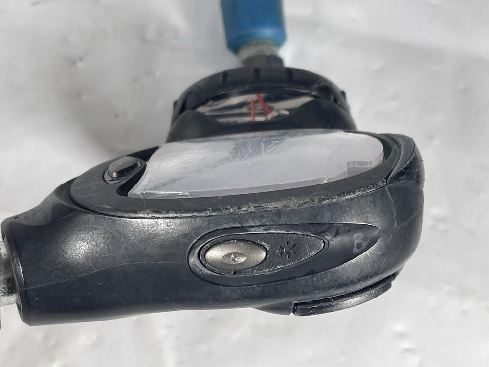 Aeris Atmos ai Dive Computer & Compass with Hose UNTESTED
