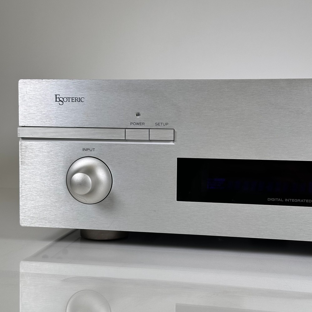 Esoteric AI-10 Integrated Amplifier; AS-IS