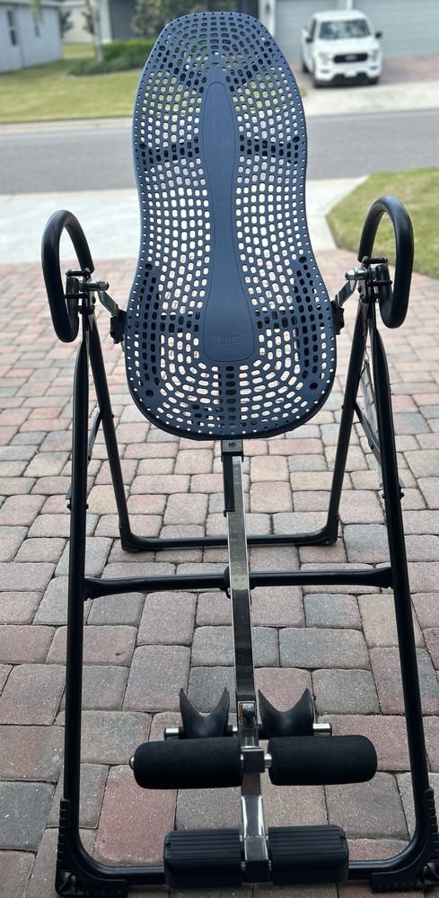 Hang UPS Model EP 850 Inversion Table