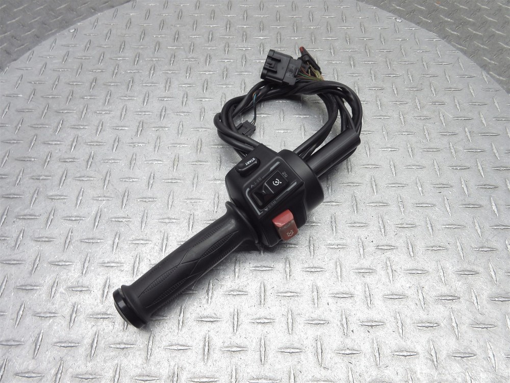 2012 Can-Am Spyder RT Right Switch Throttle Control Handlebar Grip Assembly OEM