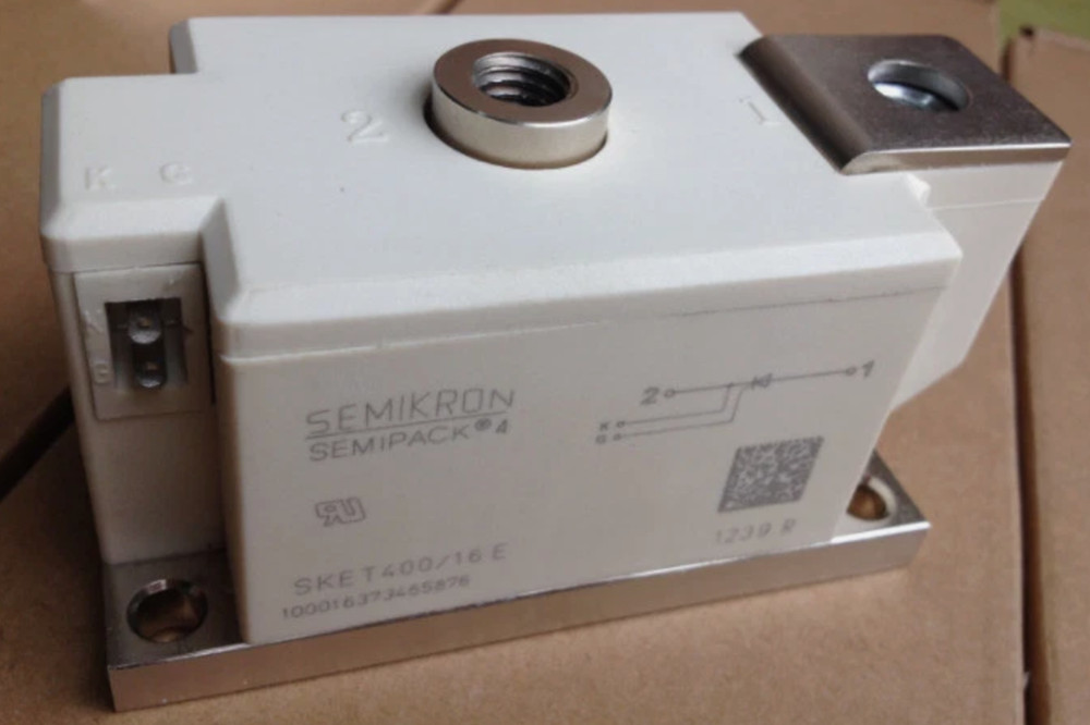 One Brand New SEMIKRON SKET400/16E Power Module