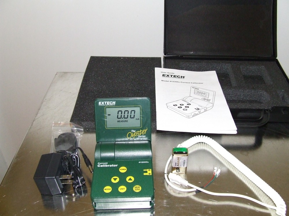 Extech 412300A Current Calibrator & Meter Calibrates Process Devices