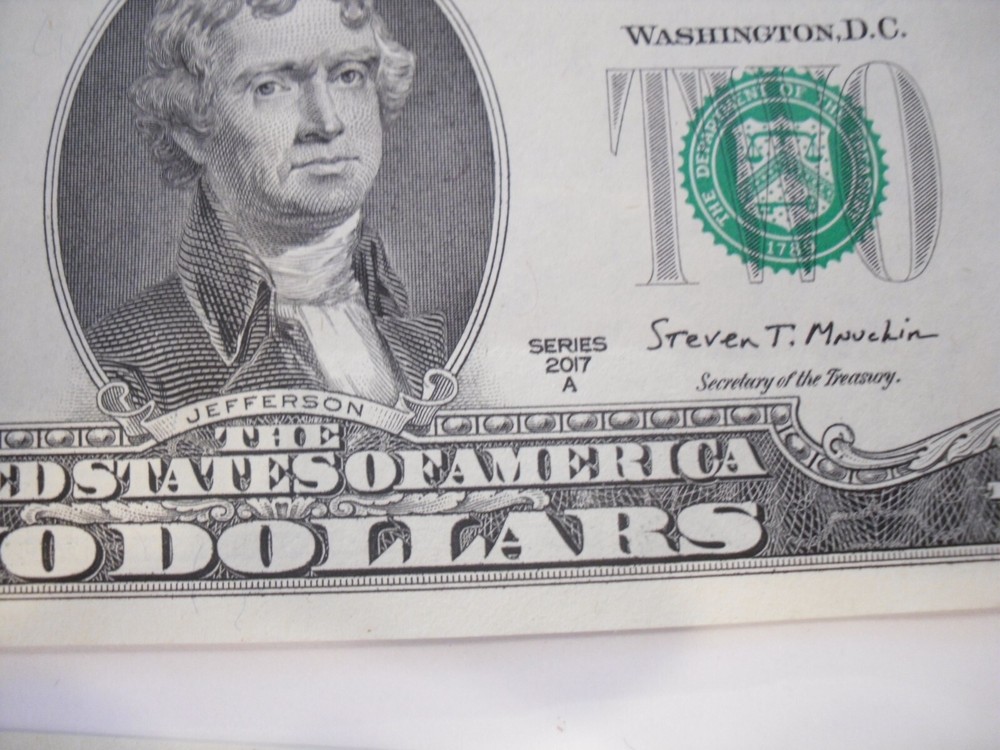 5 Uncirculated/Sequential Two Dollar Bills Collector Grade 2017A