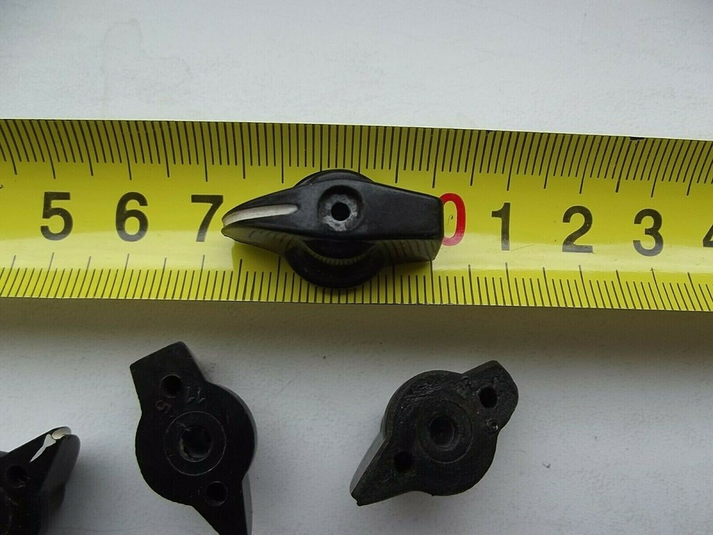 1 X Knob from old equipment. PCS 1.